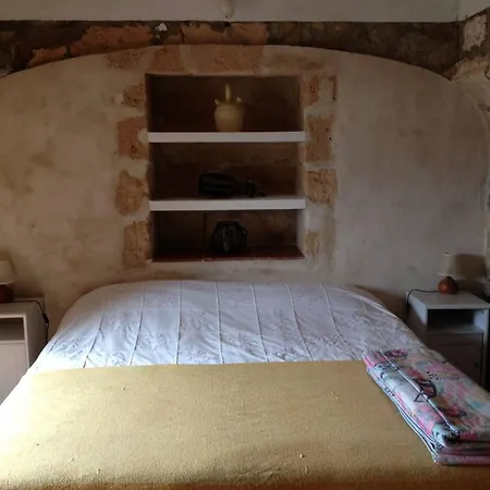 4 Bedrooms Property At Fornells 100 M Away From The Beach With Shared Pool And Wifi Fornells (Menorca)